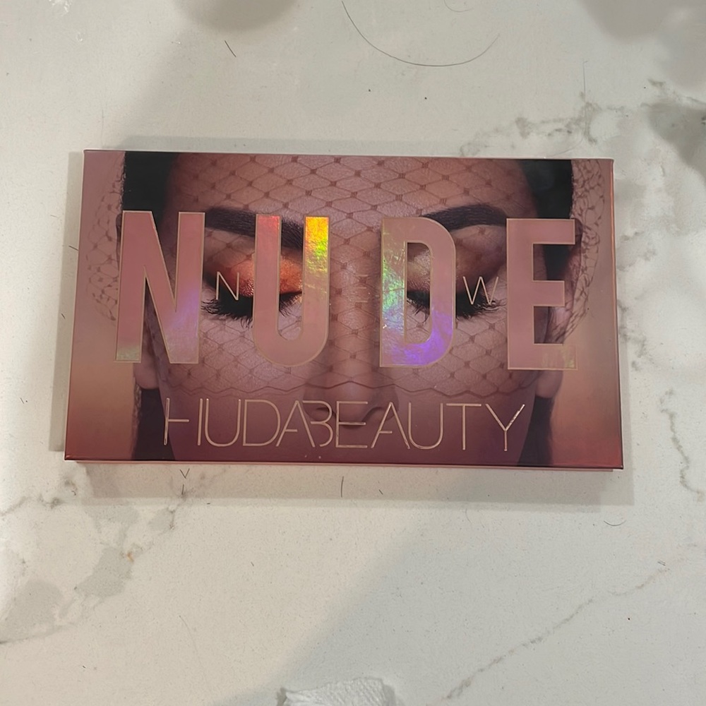 Judy beauty nude eyeshadow